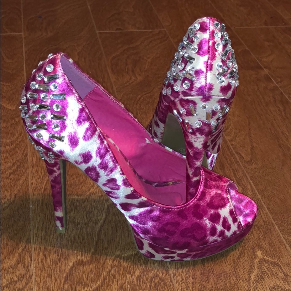 Pink leopard heels